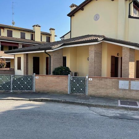Villino A Lido Degli Estensi Llido Degli Estensi Exterior foto