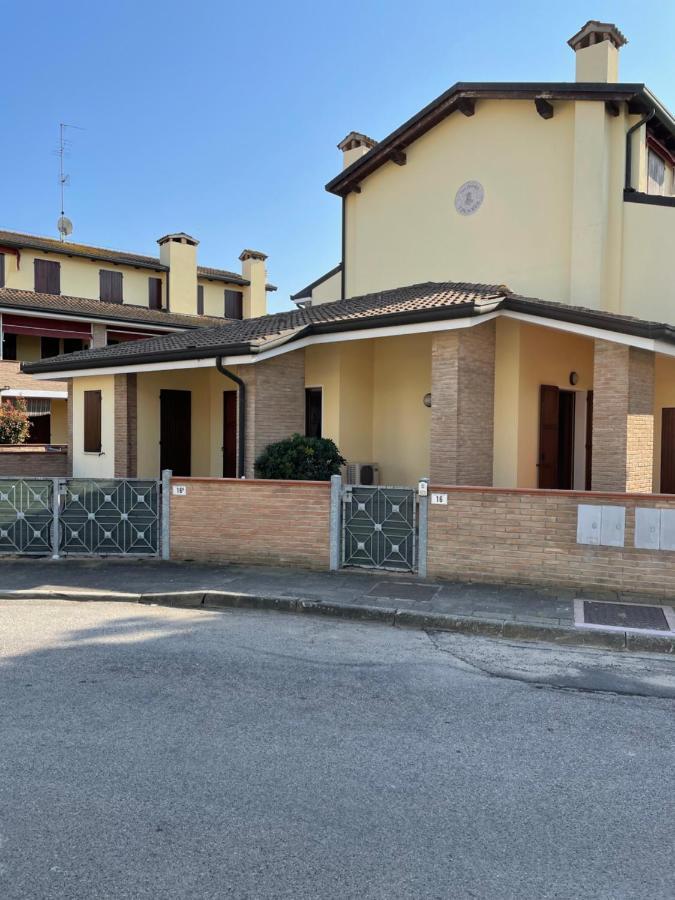 Villino A Lido Degli Estensi Llido Degli Estensi Exterior foto